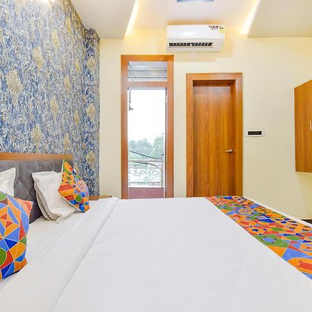 Fabhotel The Castle Inn Udaipur Exterior photo